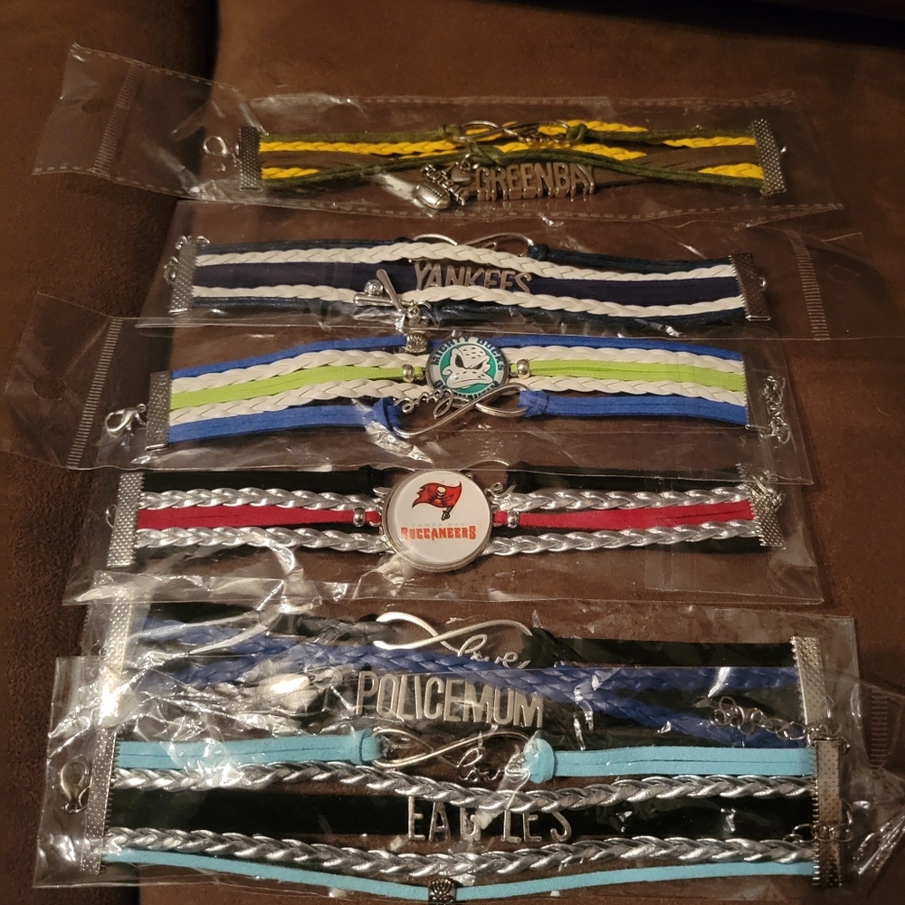 Lot of Women's Bracelets